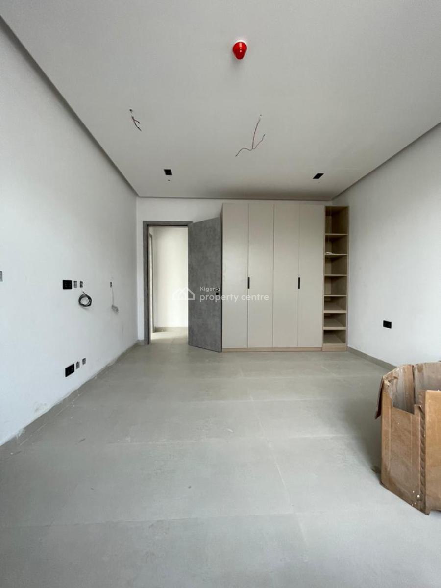 Sea View 3 Bedrooms Apartment with Rooftop Pool, Gym and Elevator, Lekki Phase 1, Lekki, Lagos, Flat / Apartment for Sale