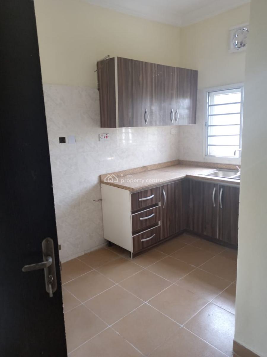 4 Bedroom Terraced Duplex on 2 Floor with Bq in a Serene Estate, Dunvale Court Estate, Orchid Hotel Road, Lekki, Lagos, Terraced Duplex for Sale