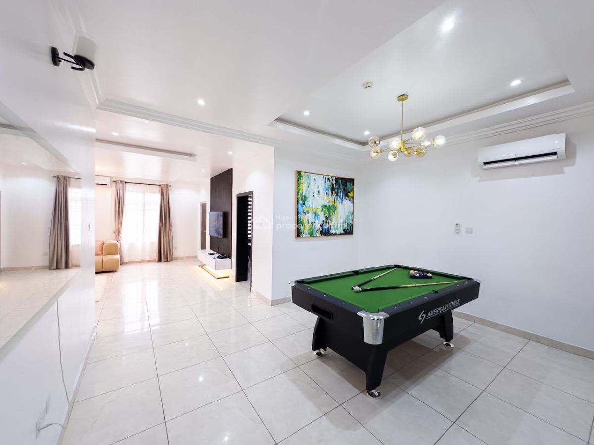 Luxury Two Bedroom with Good Amenities and Snooker Board, Lekki Phase 1, Lekki, Lagos, Flat / Apartment Short Let