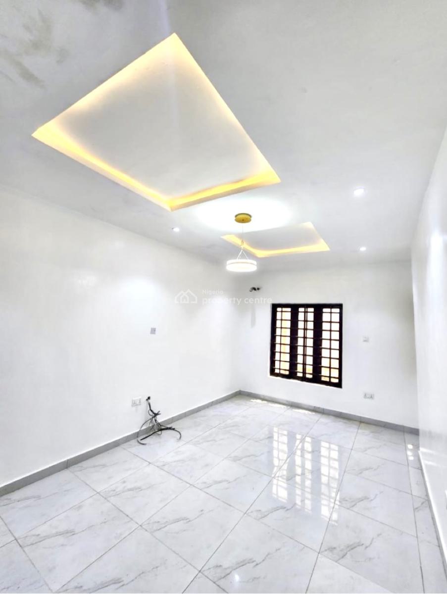 2 Bedroom Apartment, Ologolo, Lekki, Lagos, Flat / Apartment for Rent