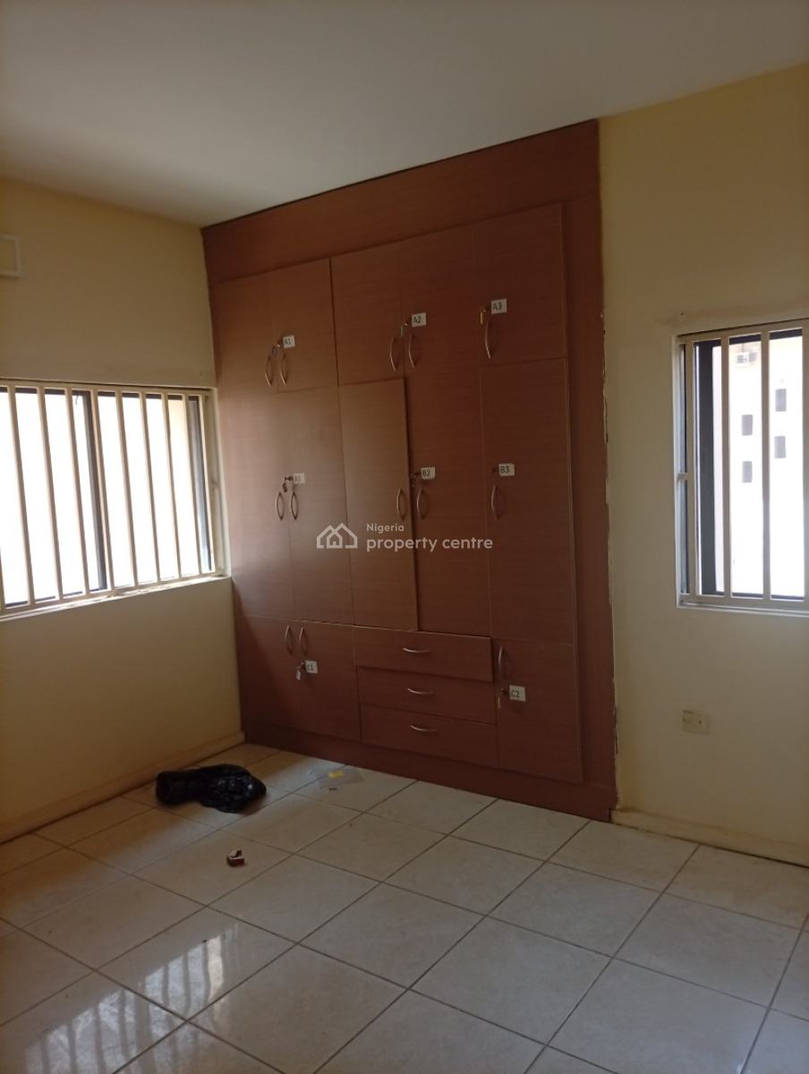 Spacious 5 Bedroom Fully Detached Duplex with 2 Rooms Bq, Maitama District, Abuja, Detached Duplex for Rent