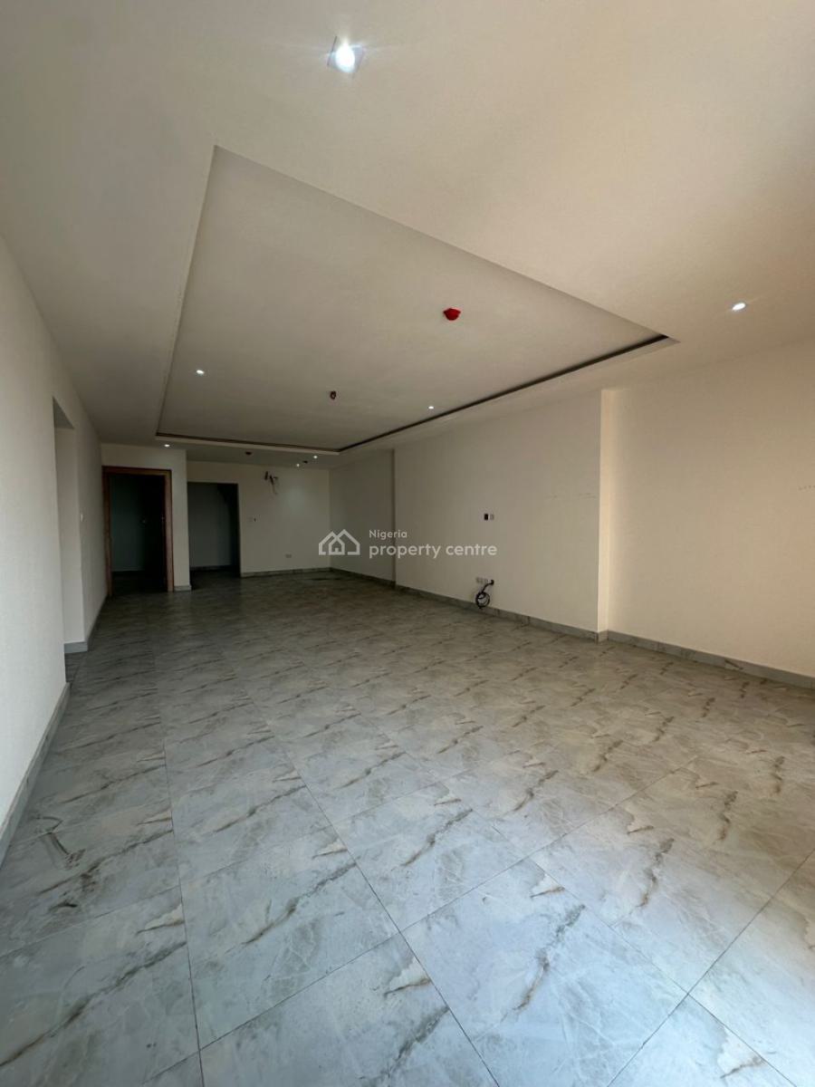 Neatly Built 3bedroom Apartment with Bq, Off Bisola Durosimi, Lekki Phase 1, Lekki, Lagos, Flat / Apartment for Sale