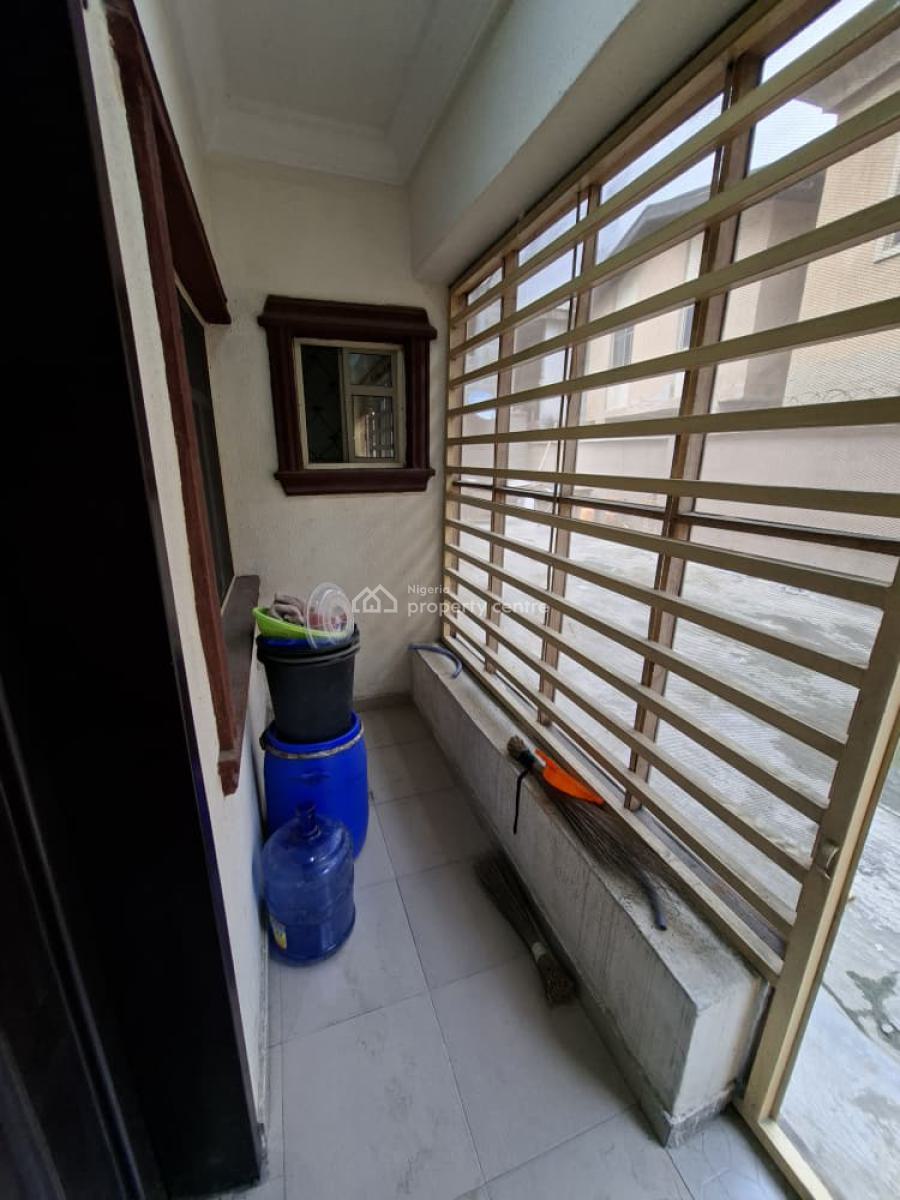 Newly Renovated Ground Floor Flat All Rooms Ensuite 3 Bedroom Flat, Yaba, Lagos, Flat / Apartment for Rent