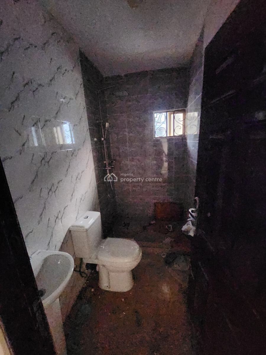 Luxury Two Bedroom Block of Flat, News Engineering Dawaki, Dawaki, Gwarinpa, Abuja, Flat / Apartment for Rent