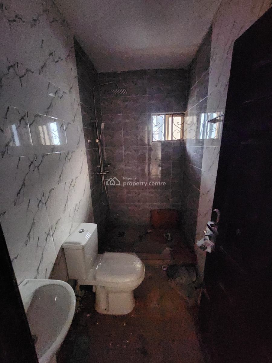 Luxury Two Bedroom Block of Flat, News Engineering Dawaki, Dawaki, Gwarinpa, Abuja, Flat / Apartment for Rent