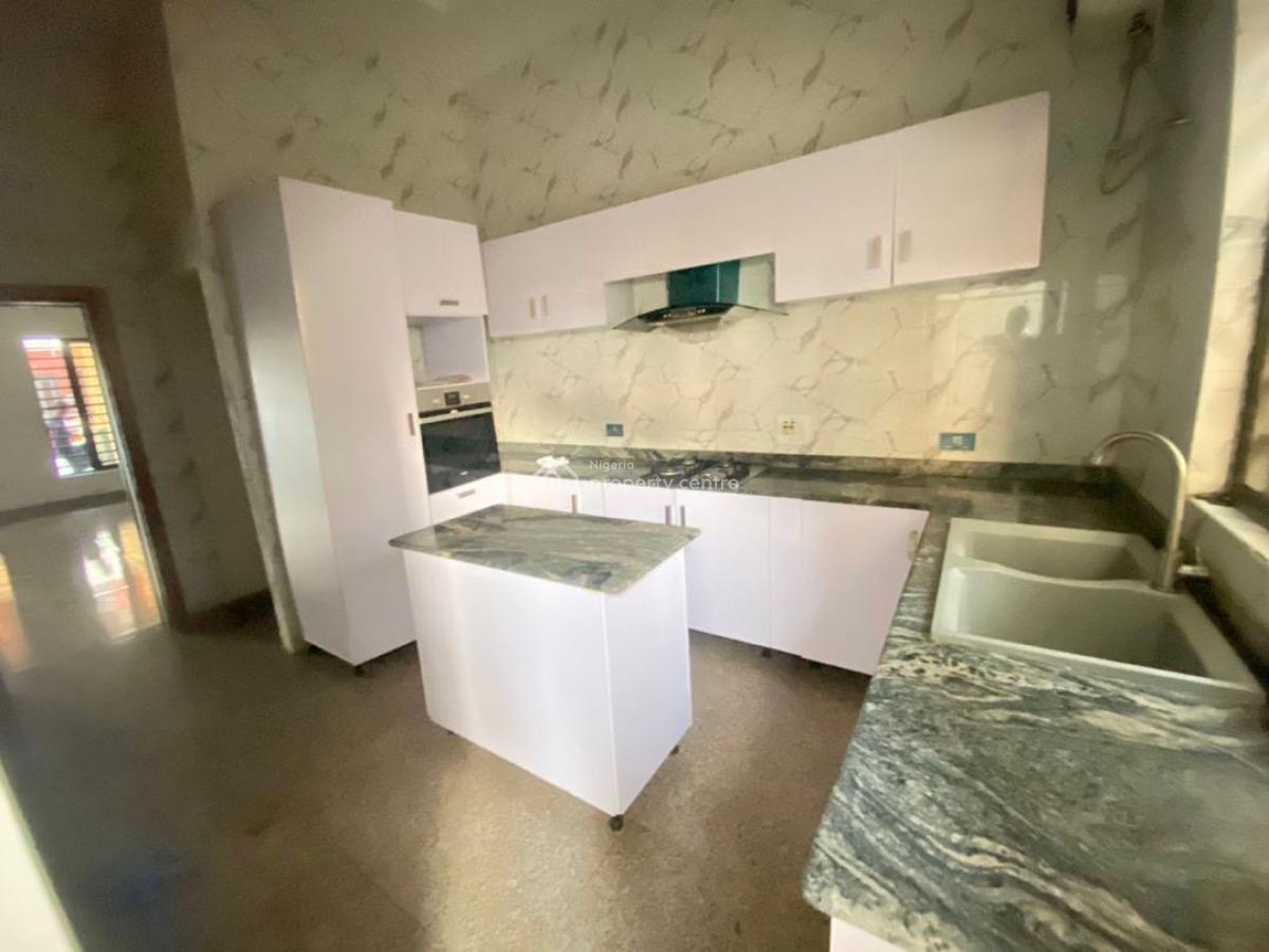 Specious 4-bedroom Terraced Duplex, Ikota, Lekki, Lagos, Flat / Apartment for Rent