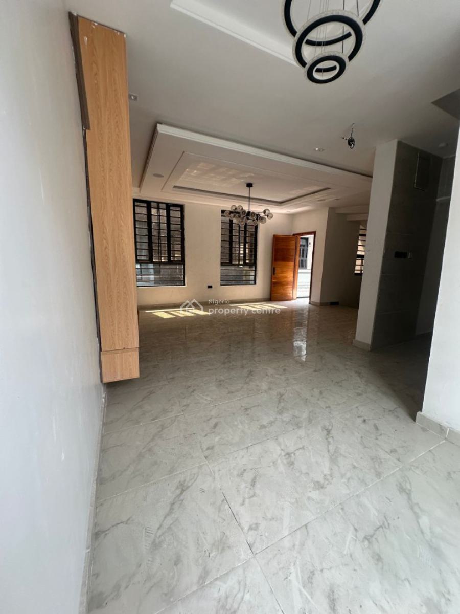 Neatly Built 4bedroom Terrace Duplex with Bq, Off Bisola Durosimi Etti, Lekki Phase 1, Lekki, Lagos, Terraced Duplex for Sale
