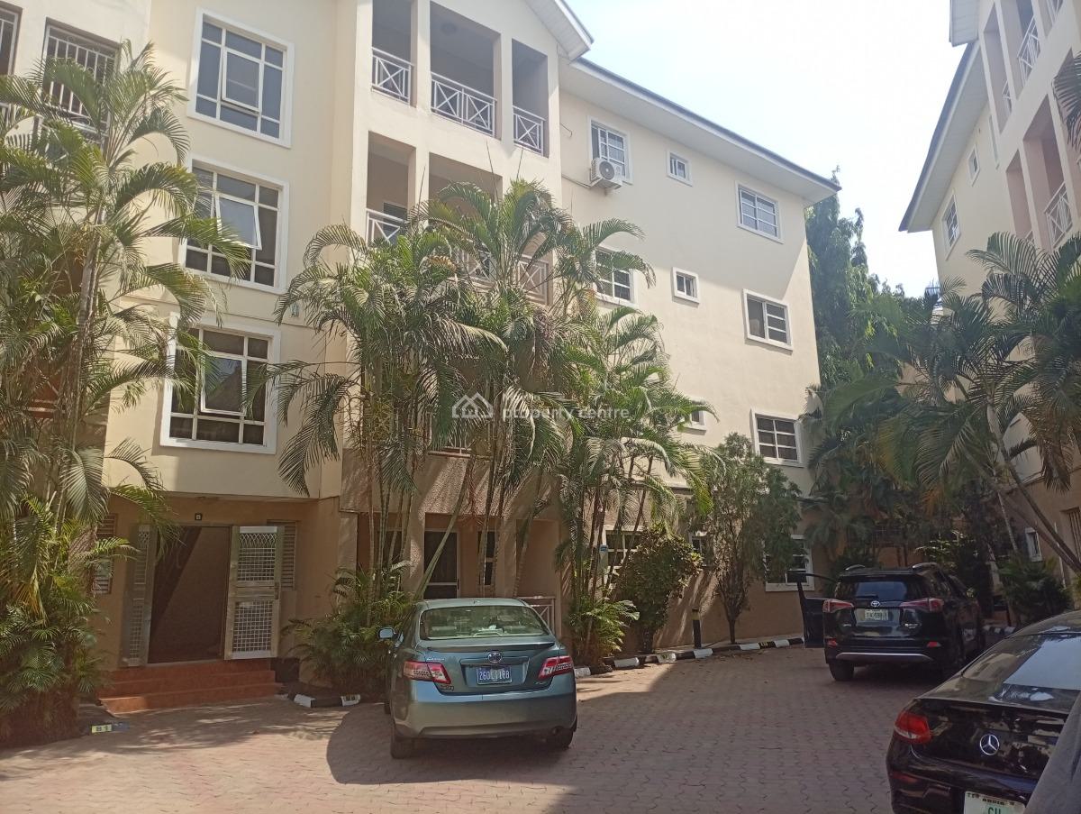 1 Bedroom Furnished and Serviced Studio Apartment, Asokoro District, Abuja, Flat / Apartment for Rent