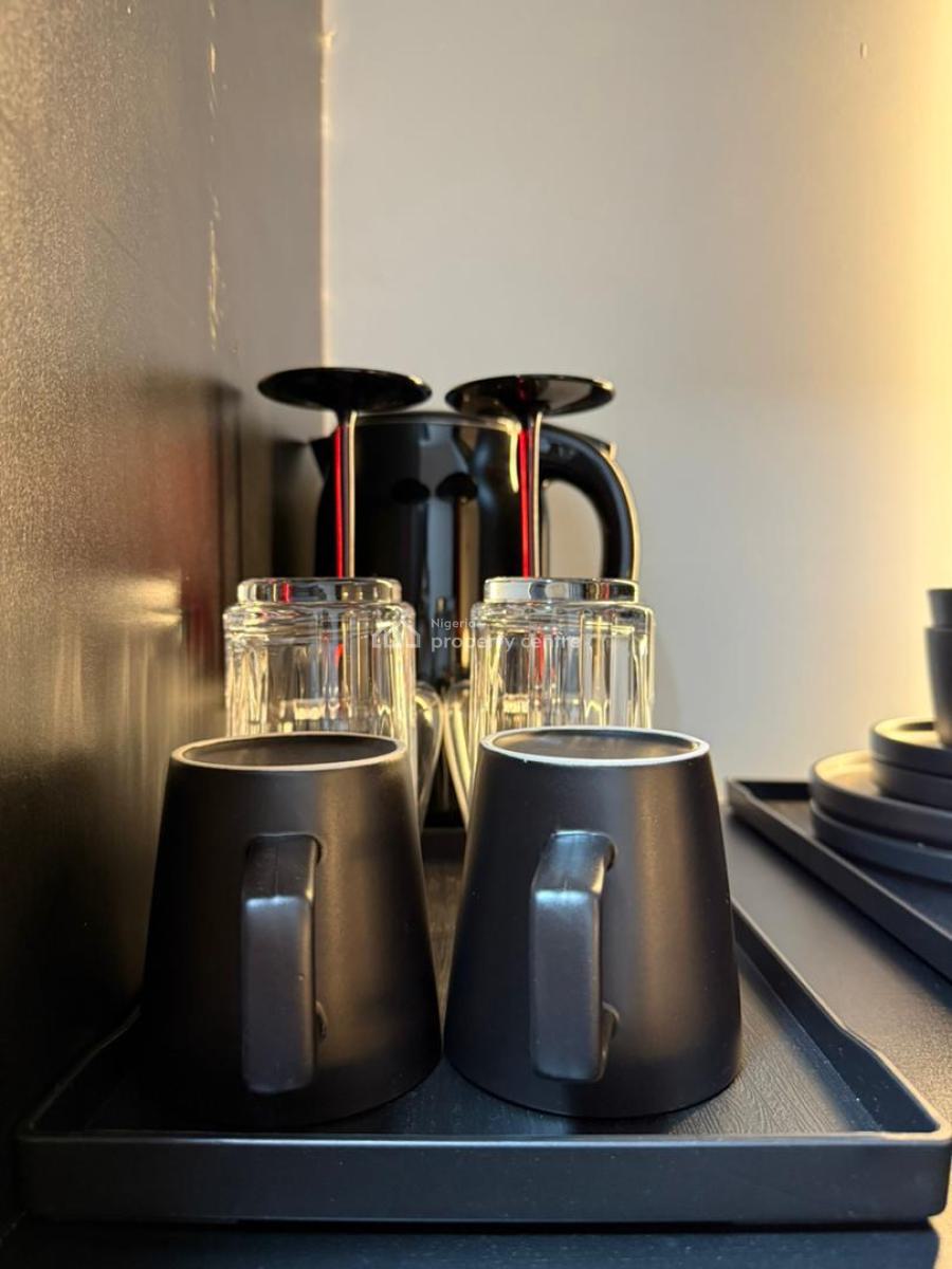 Brand New Studio Apartment with Pool & Tennis Court, Ikoyi, Lagos, Flat / Apartment Short Let