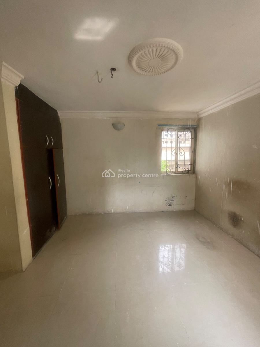 3 Bedroom Apartment, Gra Phase 1, Magodo, Lagos, Flat / Apartment for Rent