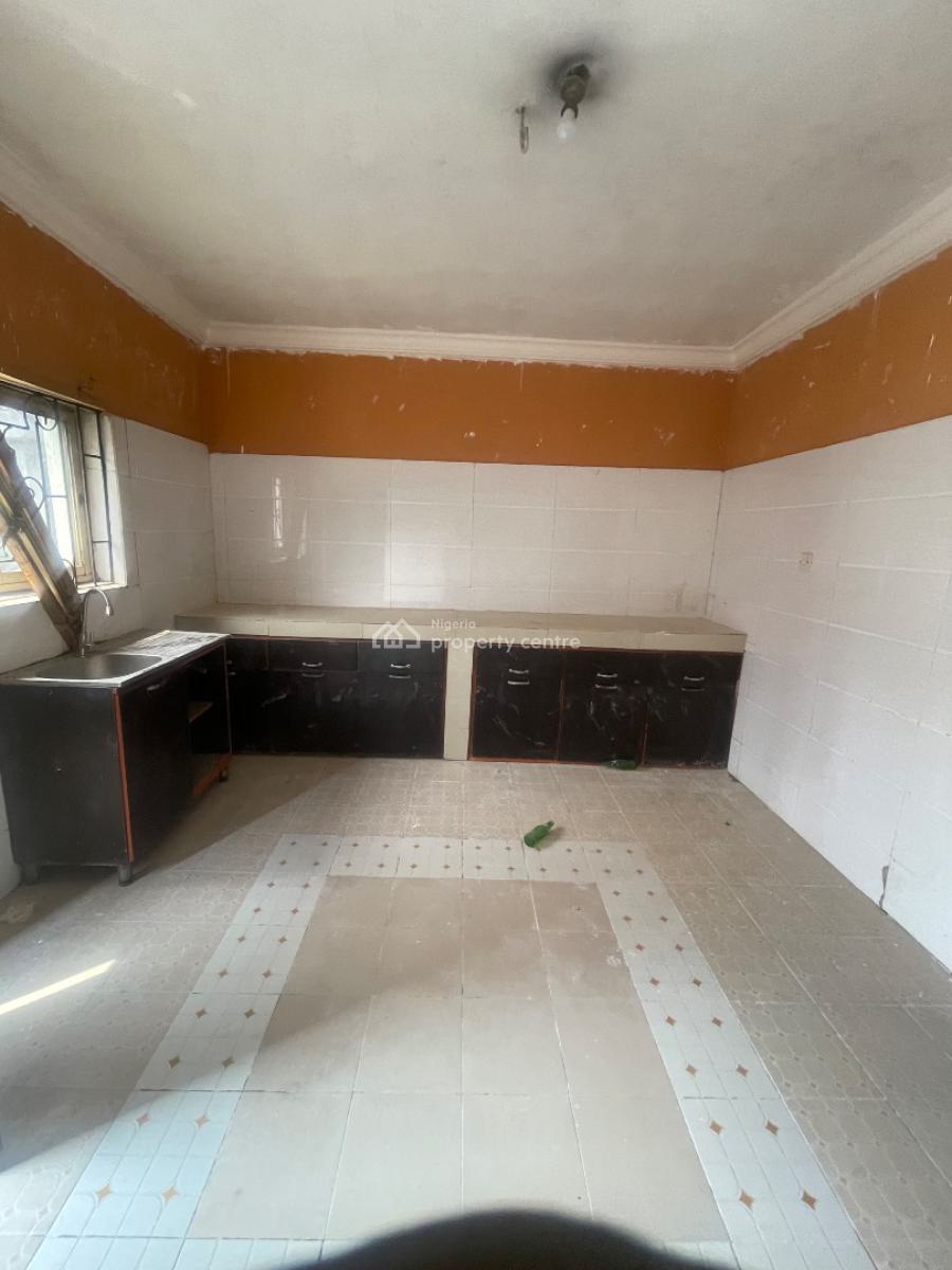 3 Bedroom Apartment, Gra Phase 1, Magodo, Lagos, Flat / Apartment for Rent