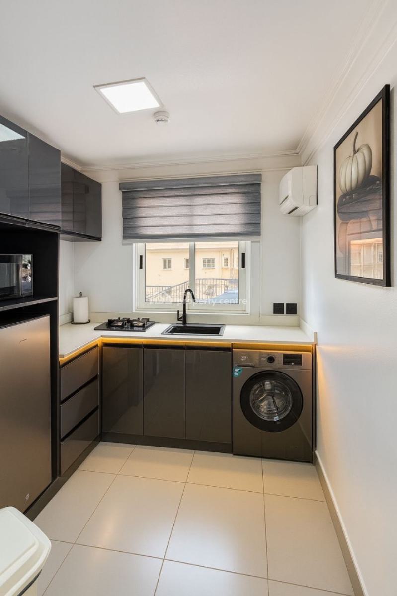 Brand New 1 Bedroom Apartment with Pool & Tennis Court, Ikoyi, Lagos, Flat / Apartment Short Let
