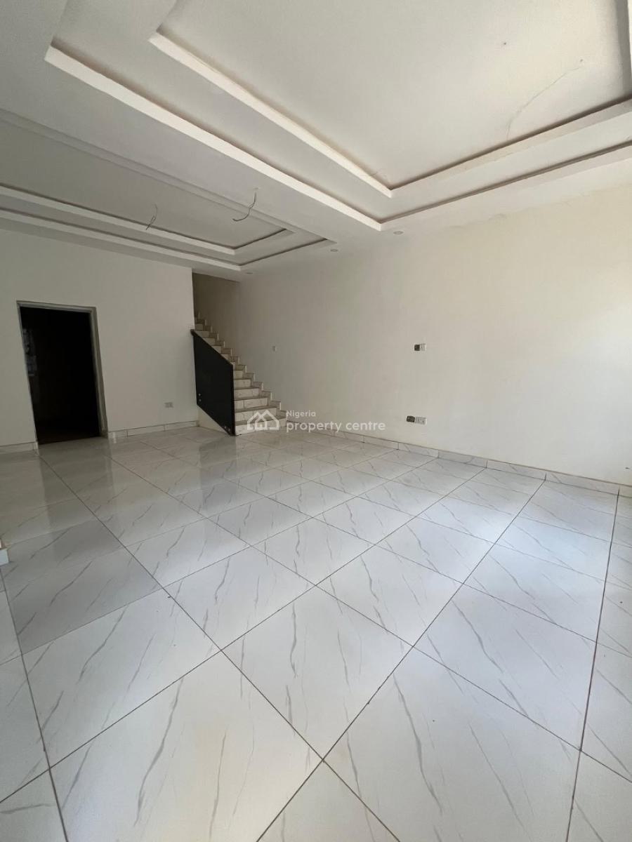 3 Bedroom Terrace + Bq, Gaduwa, Abuja, Terraced Duplex for Sale