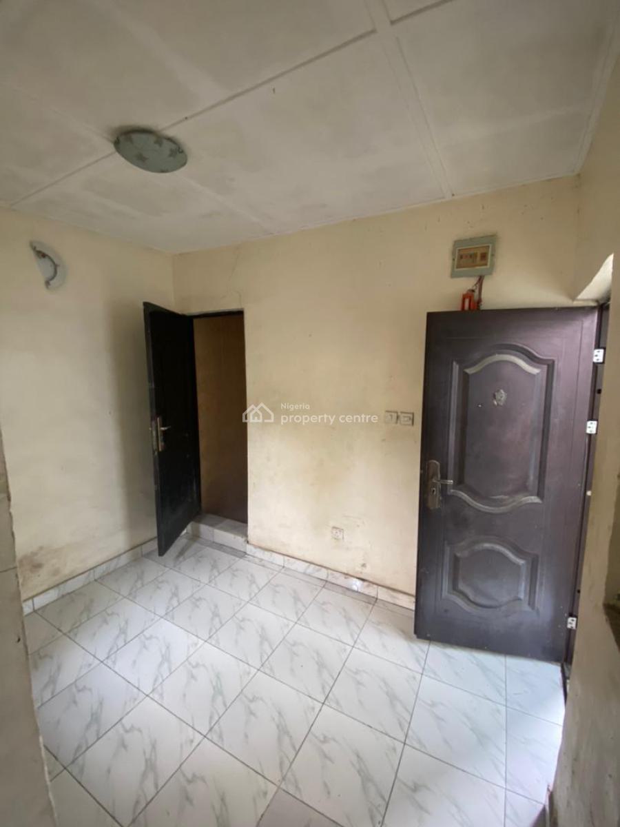 Roomself Con, Sangotedo, Ajah, Lagos, Self Contain (single Rooms) for Rent