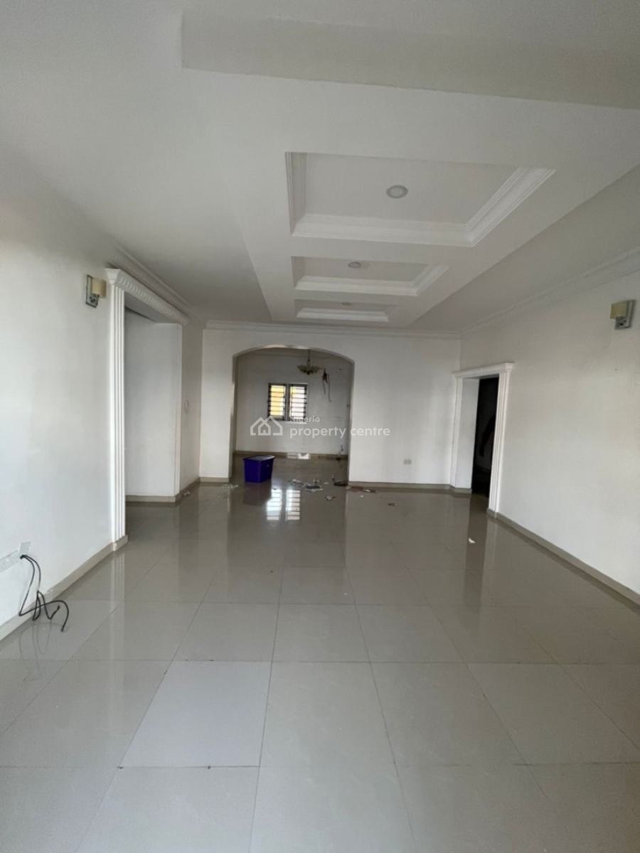 Spacious 3bedroom Apartment, Ologolo, Lekki, Lagos, Flat / Apartment for Rent