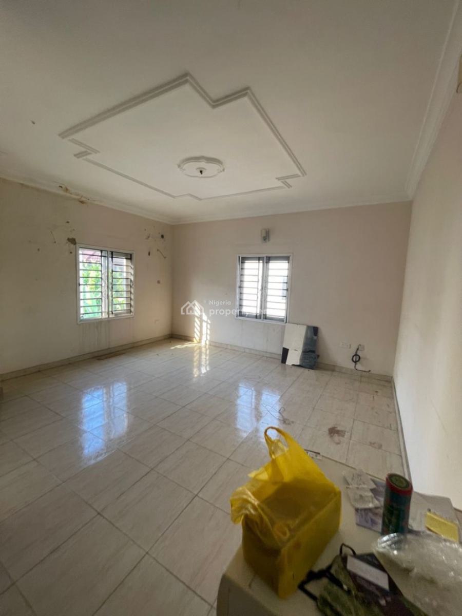 Spacious 3bedroom Apartment, Ologolo, Lekki, Lagos, Flat / Apartment for Rent