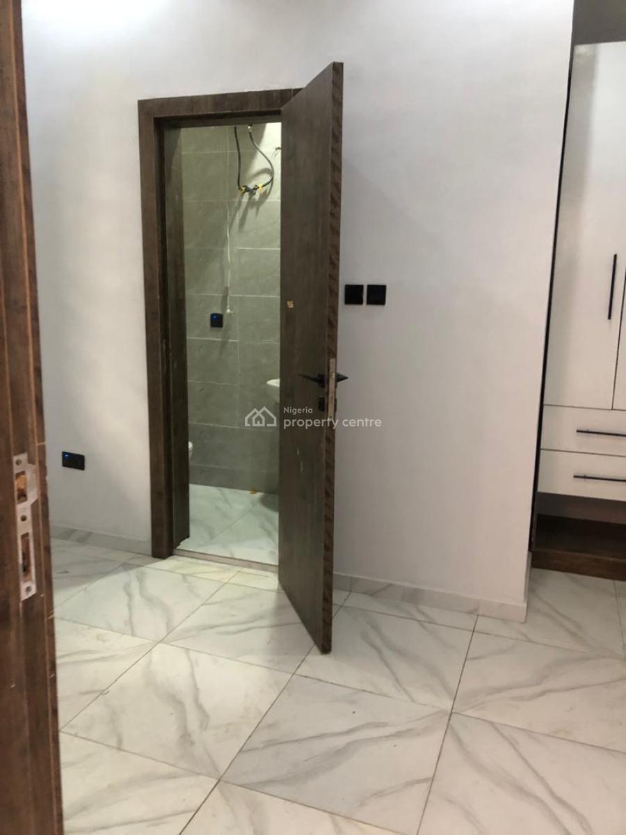 2 Bedroom Apartment with Swimming Pool, Ikate, Lekki, Lagos, Flat / Apartment for Rent