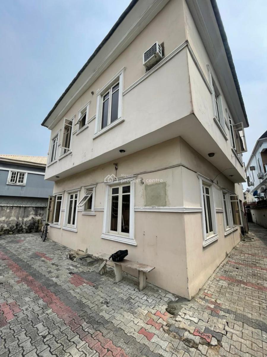 Luxurious 2 Bedroom Flat Upstair, Ikota Villa Estate, Ikota, Lekki, Lagos, Flat / Apartment for Rent