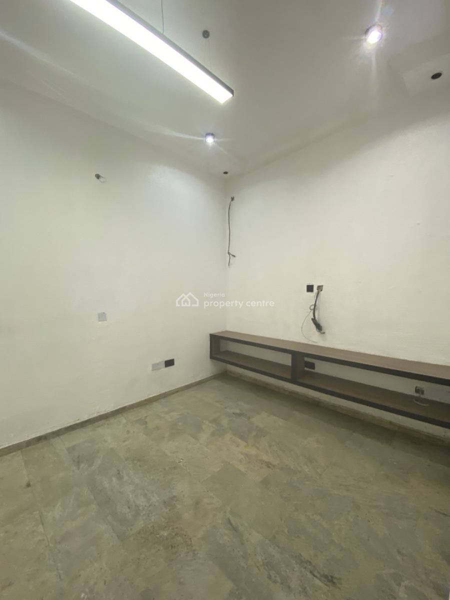 Luxury 5 Rooms Office Space, Off Sobo Arobiodu Street, Ikeja Gra, Ikeja, Lagos, Terraced Duplex for Rent