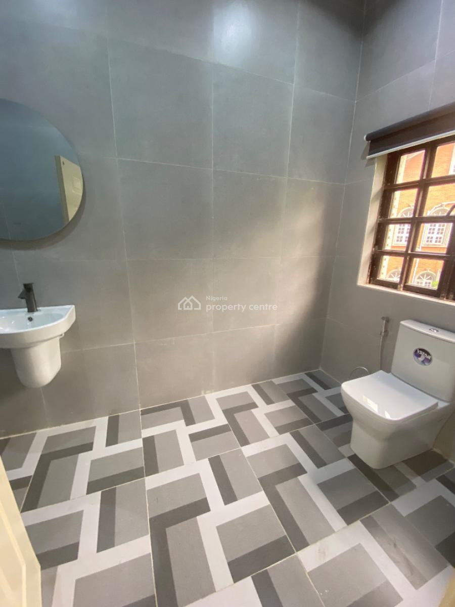 Luxury 5 Rooms Office Space, Off Sobo Arobiodu Street, Ikeja Gra, Ikeja, Lagos, Terraced Duplex for Rent