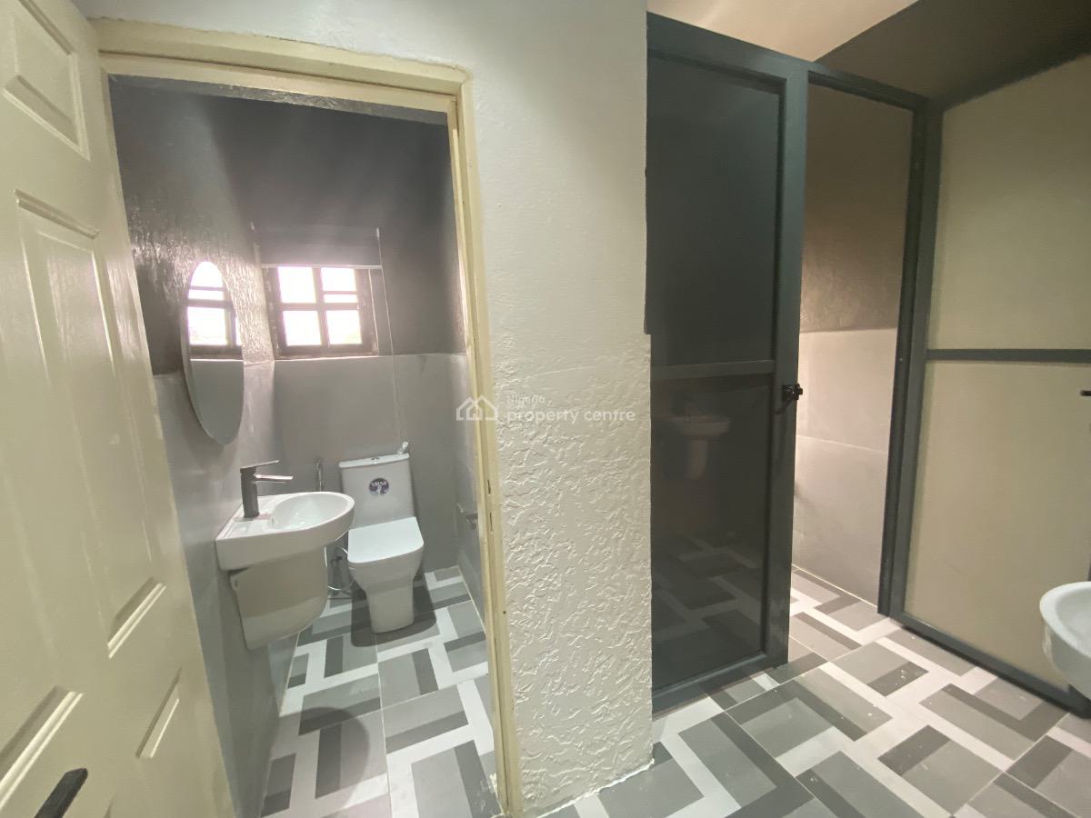 Luxury 5 Rooms Office Space, Off Sobo Arobiodu Street, Ikeja Gra, Ikeja, Lagos, Terraced Duplex for Rent