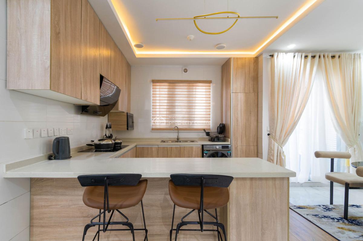 Luxury Two Bedroom Apartment with Pool and Gym, Lekki Phase 1, Lekki, Lagos, Flat / Apartment Short Let