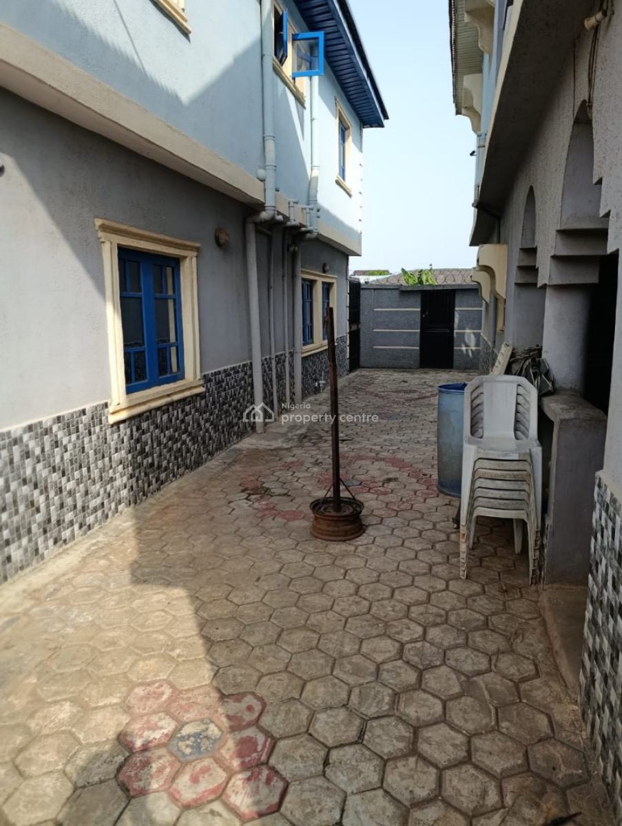 Newly Built 2bedroom Apartment All Rooms En-suite, Agbalumo Bustop Igbe, Ikorodu, Lagos, Flat / Apartment for Rent