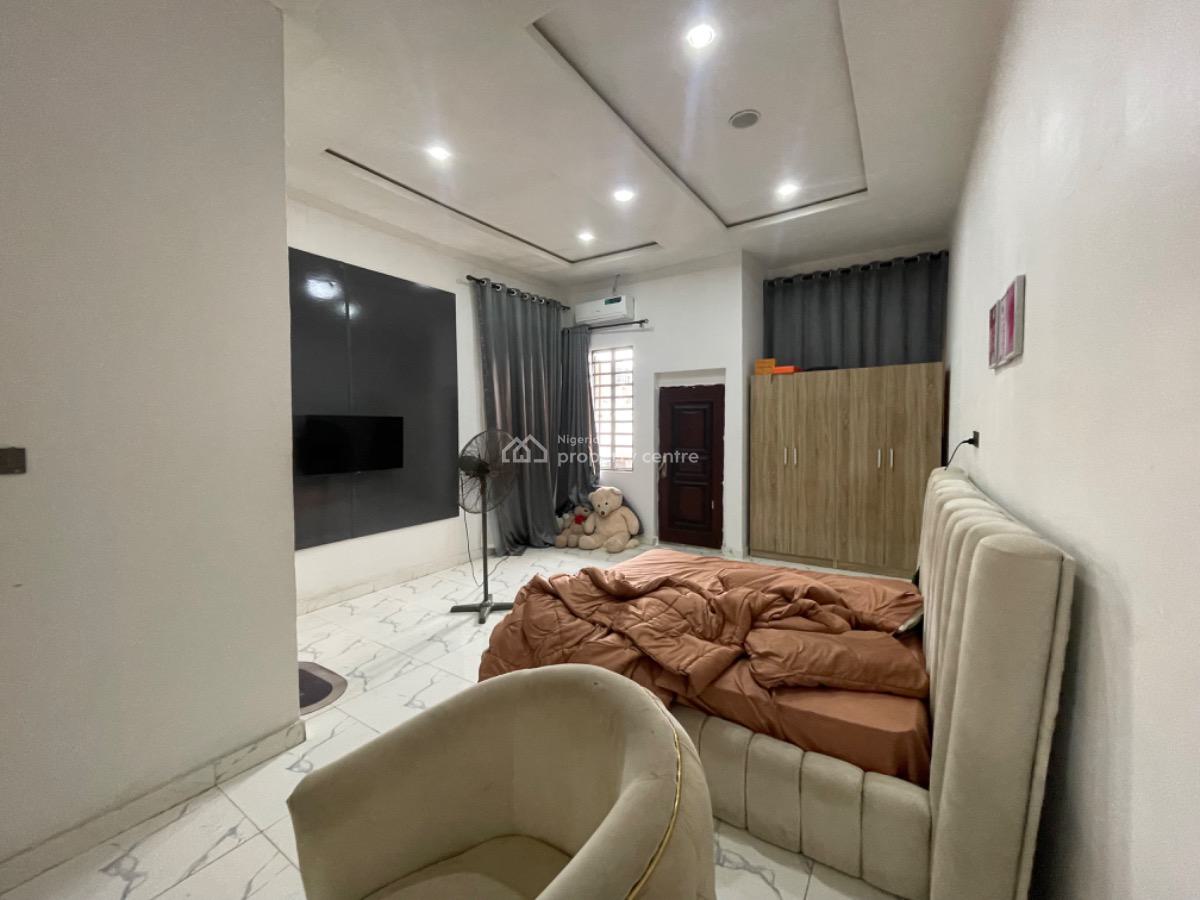 a Well Maintained 4bedroom Semidetached, Harris Drive, Vgc, Lekki, Lagos, Semi-detached Duplex for Rent