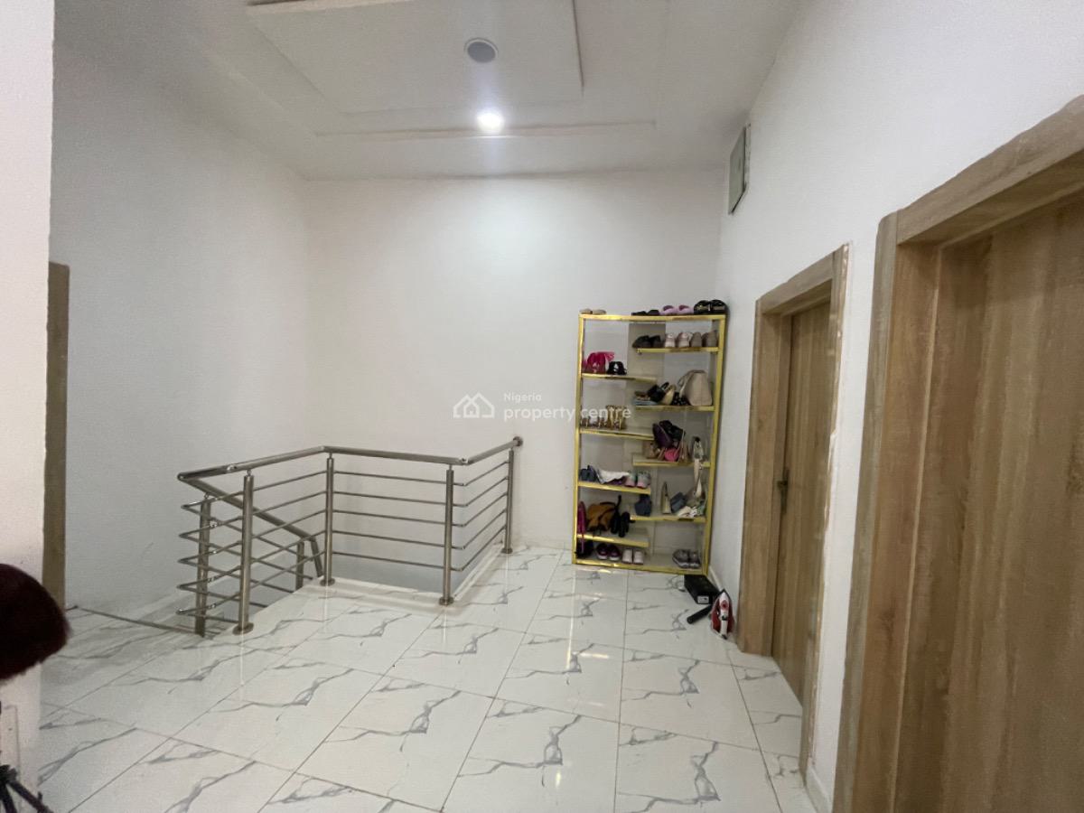 a Well Maintained 4bedroom Semidetached, Harris Drive, Vgc, Lekki, Lagos, Semi-detached Duplex for Rent