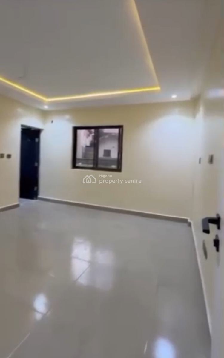 Luxury Clean 2 Bedroom Flat, Katampe, Abuja, Block of Flats for Sale