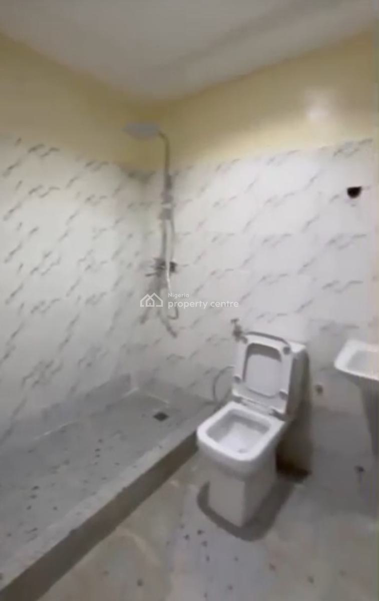 Luxury Clean 2 Bedroom Flat, Katampe, Abuja, Block of Flats for Sale