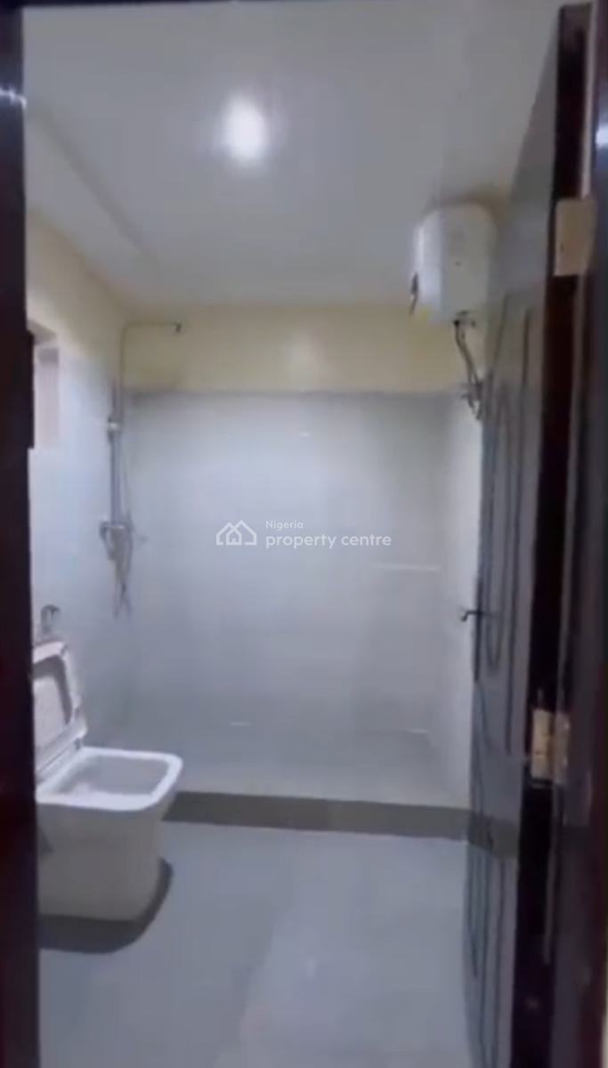 Luxury Clean 2 Bedroom Flat, Katampe, Abuja, Block of Flats for Sale