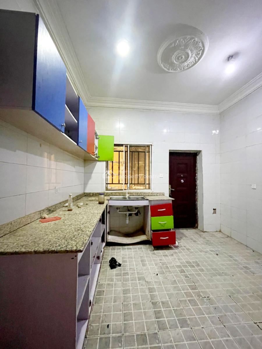 Massive 2 Bedroom Block of Flats, Dawaki, Gwarinpa, Abuja, Flat / Apartment for Rent