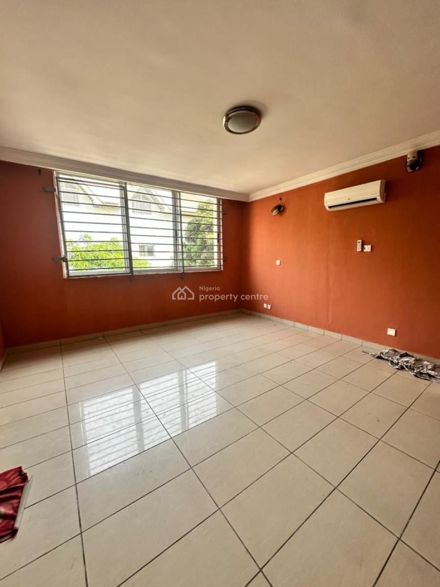 Spaciously Built 4 Bedroom Terrace Duplex with Bq, Lekki Phase 1, Lekki, Lagos, Terraced Duplex for Rent