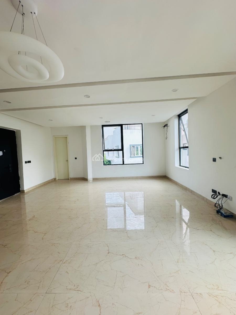 Elegantly Built 4 Bedroom Maisonette with Bq and Pool, Off Admiralty Way, Lekki Phase 1, Lekki, Lagos, Flat / Apartment for Sale