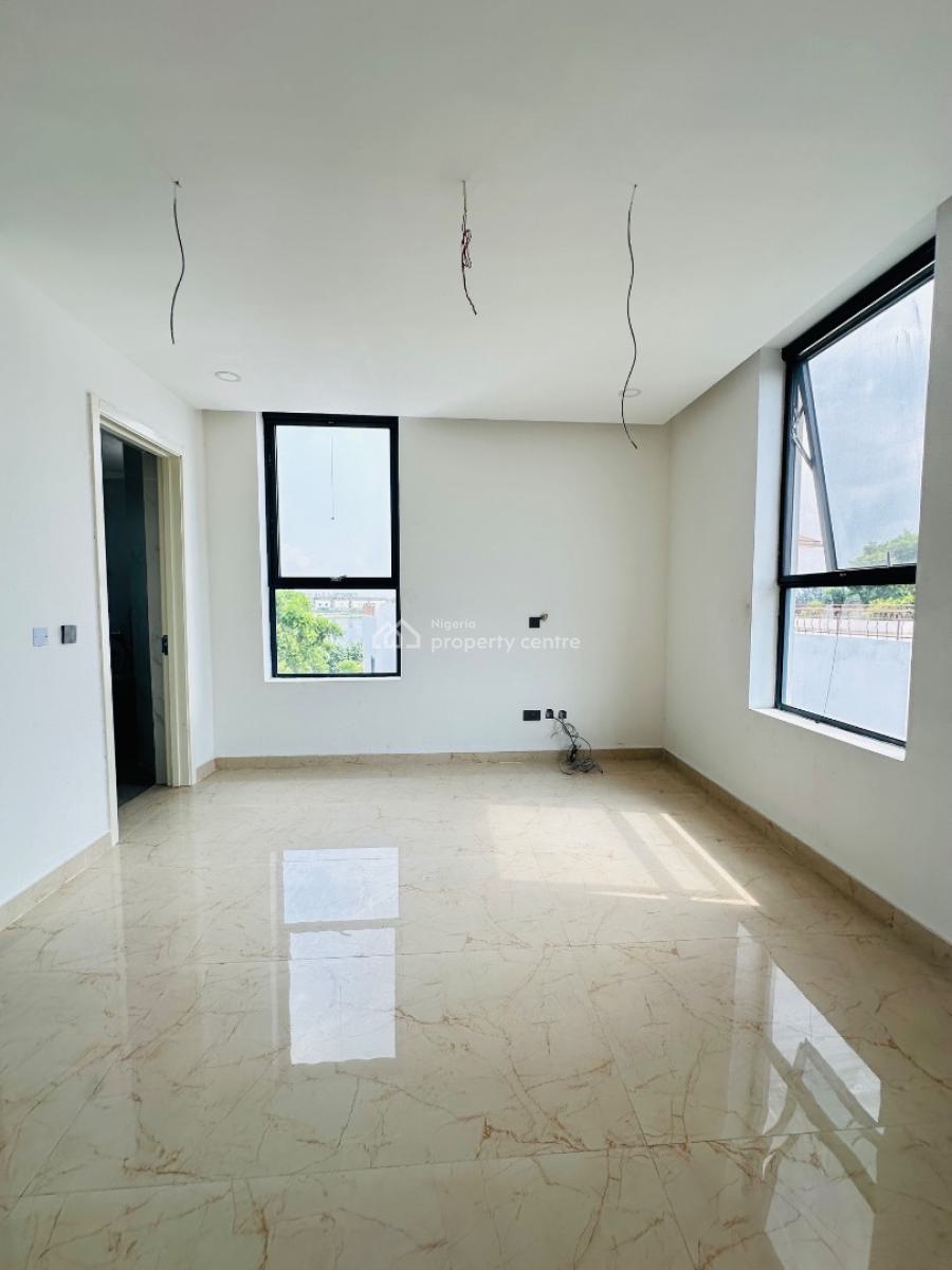 Elegantly Built 4 Bedroom Maisonette with Bq and Pool, Off Admiralty Way, Lekki Phase 1, Lekki, Lagos, Flat / Apartment for Sale