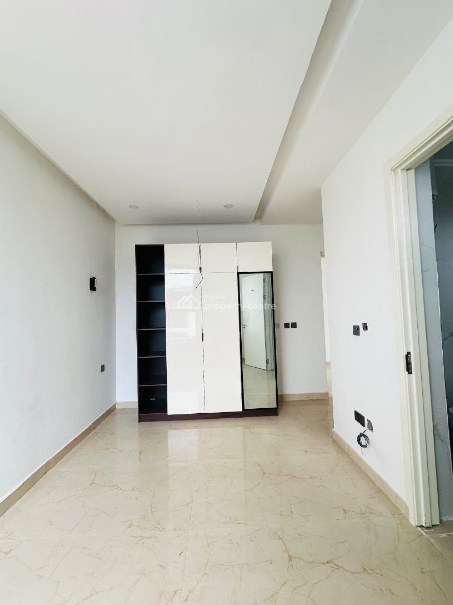 Elegantly Built 4 Bedroom Maisonette with Bq and Pool, Off Admiralty Way, Lekki Phase 1, Lekki, Lagos, Flat / Apartment for Sale