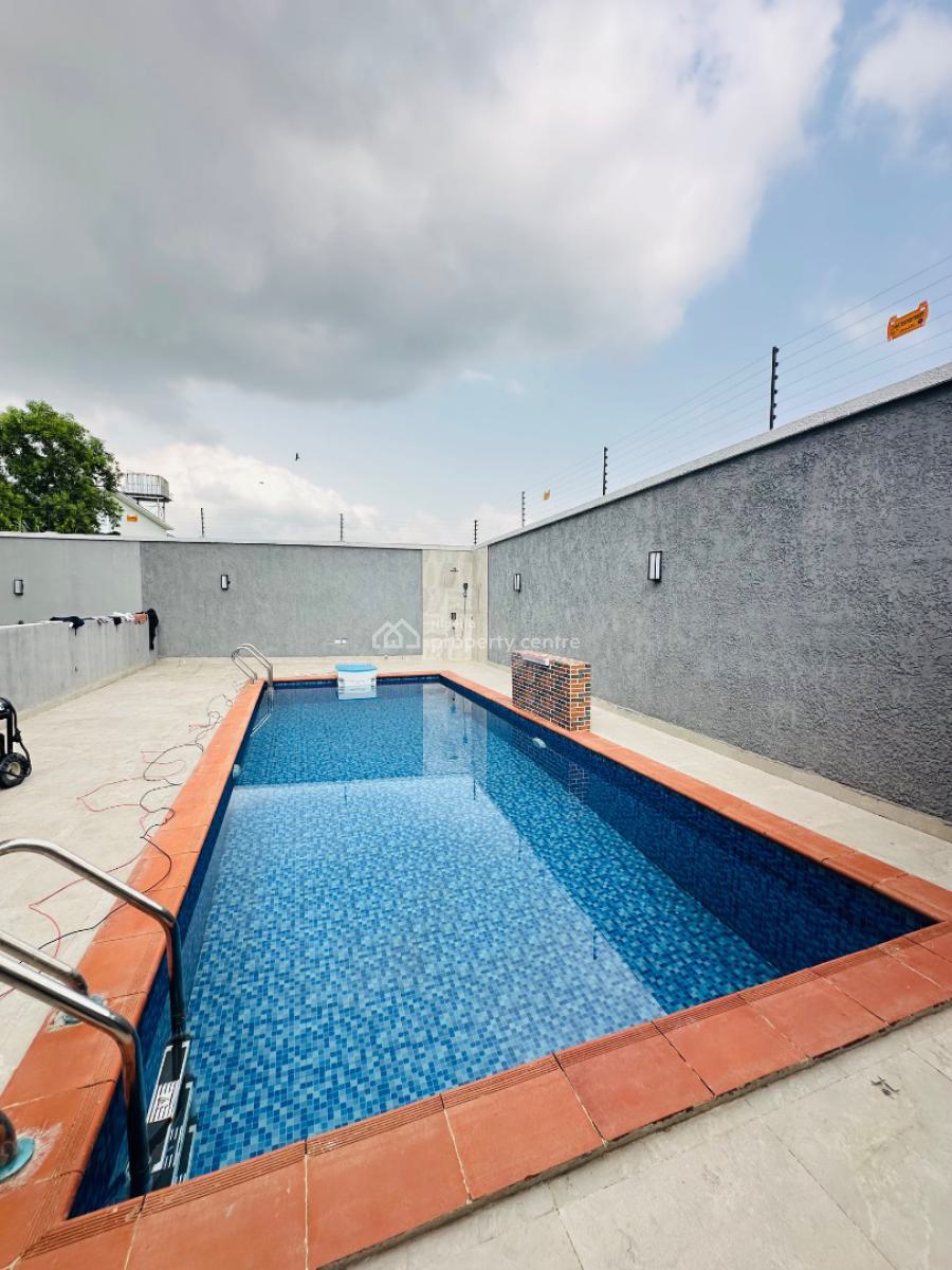 Elegantly Built 4 Bedroom Maisonette with Bq and Pool, Off Admiralty Way, Lekki Phase 1, Lekki, Lagos, Flat / Apartment for Sale