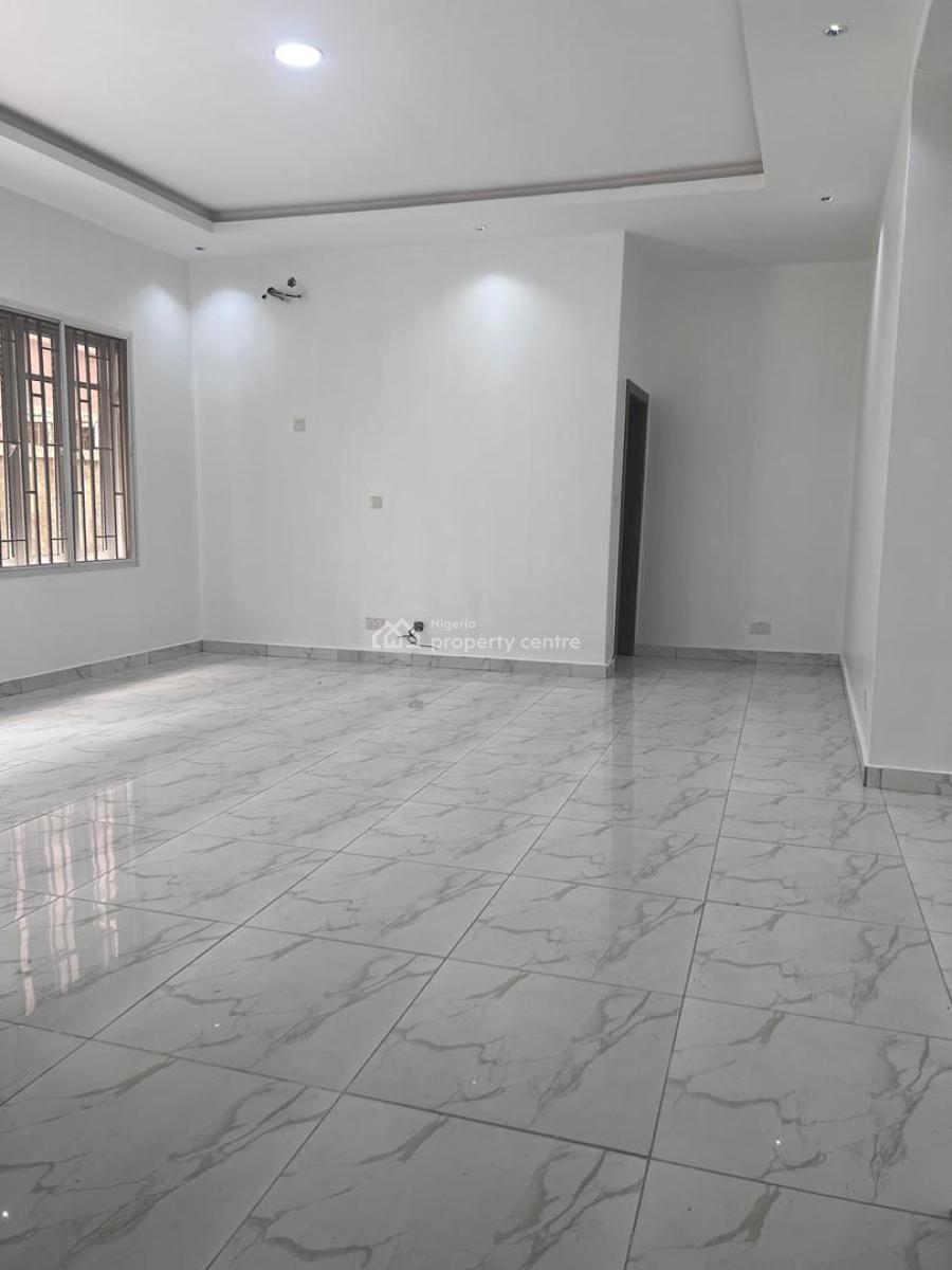 Self Serviced 2-bedroom Apartment, Off Adewunmi Adebimpe Drive, Lekki Phase 1, Lekki, Lagos, Flat / Apartment for Rent