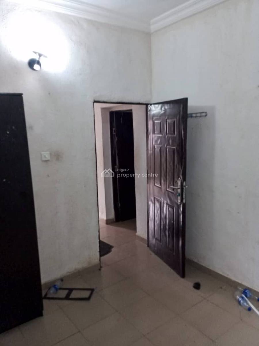 Nice 2 Bedroom Apartment in a Secured Neighbourhood, James Ajayi Street Isher Off Magodo, Gra Phase 1, Magodo, Lagos, Flat / Apartment for Rent