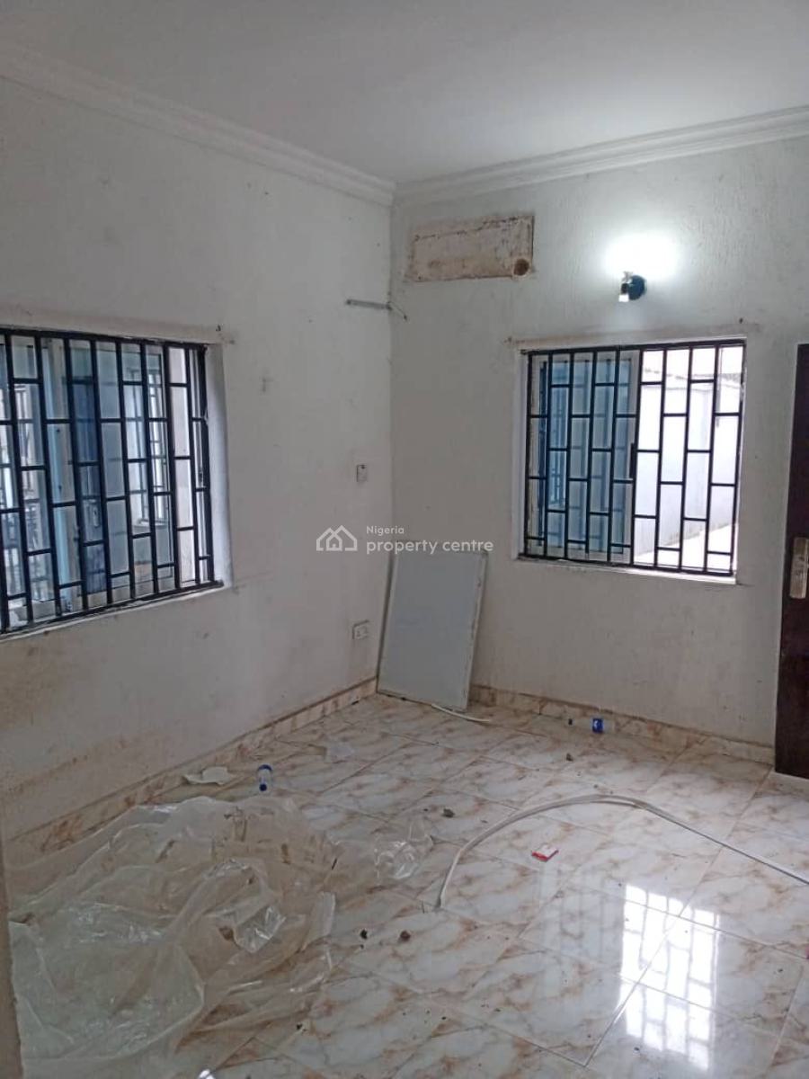 Nice 2 Bedroom Apartment in a Secured Neighbourhood, James Ajayi Street Isher Off Magodo, Gra Phase 1, Magodo, Lagos, Flat / Apartment for Rent