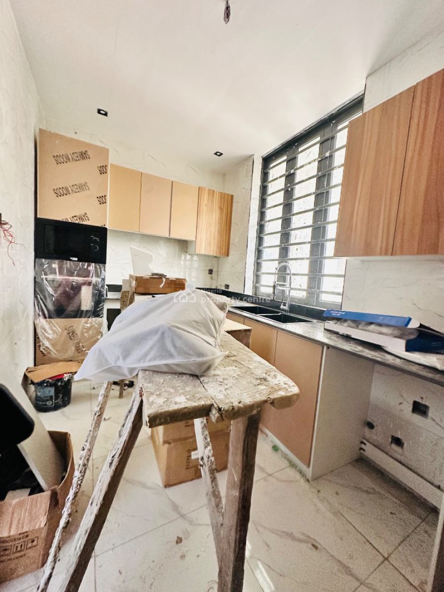 3bedroom Apartment with Bq, Lekki, Lekki Phase 1, Lekki, Lagos, Flat / Apartment for Rent