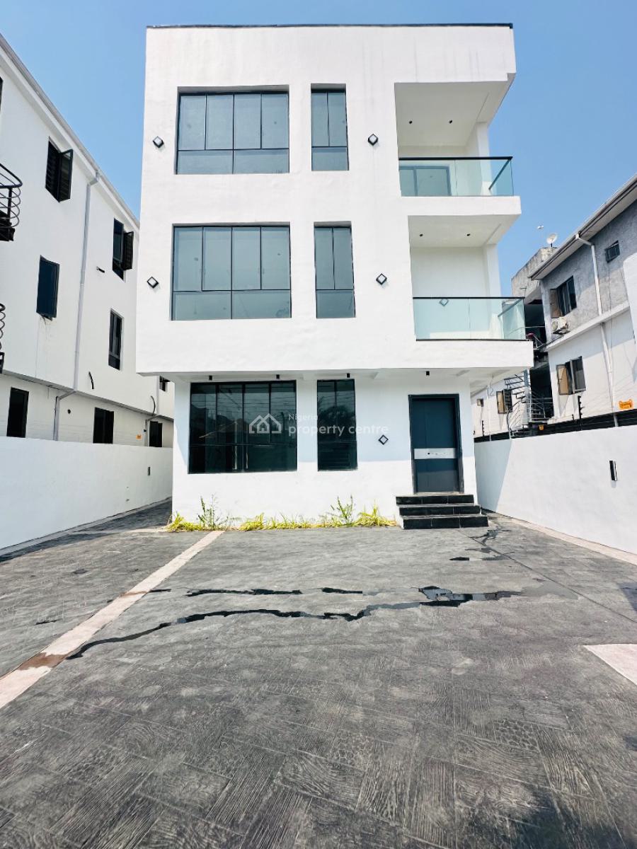 Beautifully Carved 5 Bedroom Detached Duplex with Bq, Lekki Phase 1, Lekki, Lagos, Detached Duplex for Sale