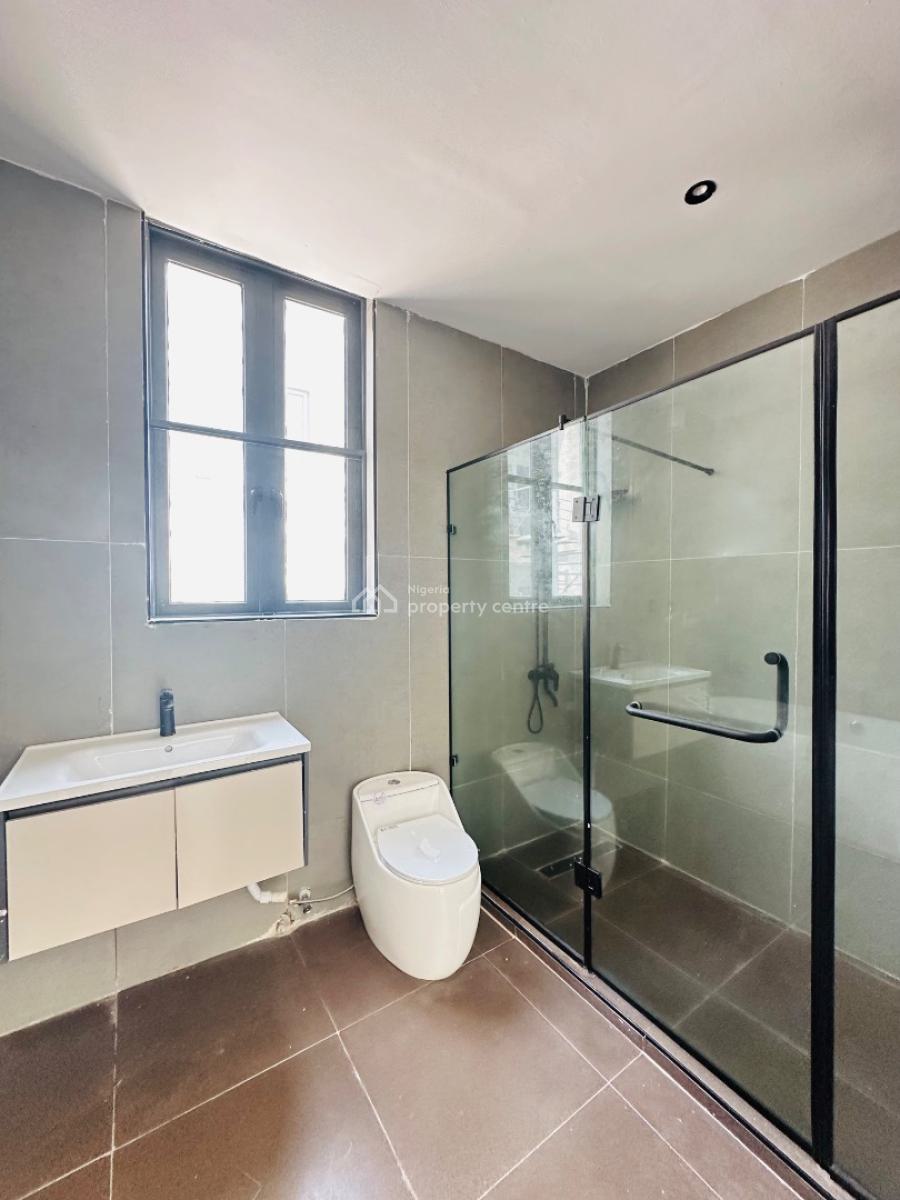 Beautifully Carved 5 Bedroom Detached Duplex with Bq, Lekki Phase 1, Lekki, Lagos, Detached Duplex for Sale