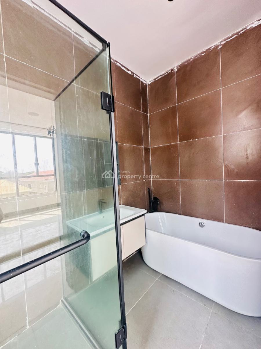 Beautifully Carved 5 Bedroom Detached Duplex with Bq, Lekki Phase 1, Lekki, Lagos, Detached Duplex for Sale