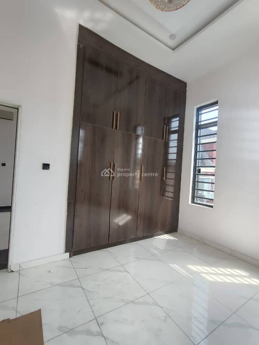 a Spacious 3 Bedroom Duplex in a Good Estate, Ikota, Lekki, Lagos, Terraced Duplex for Rent