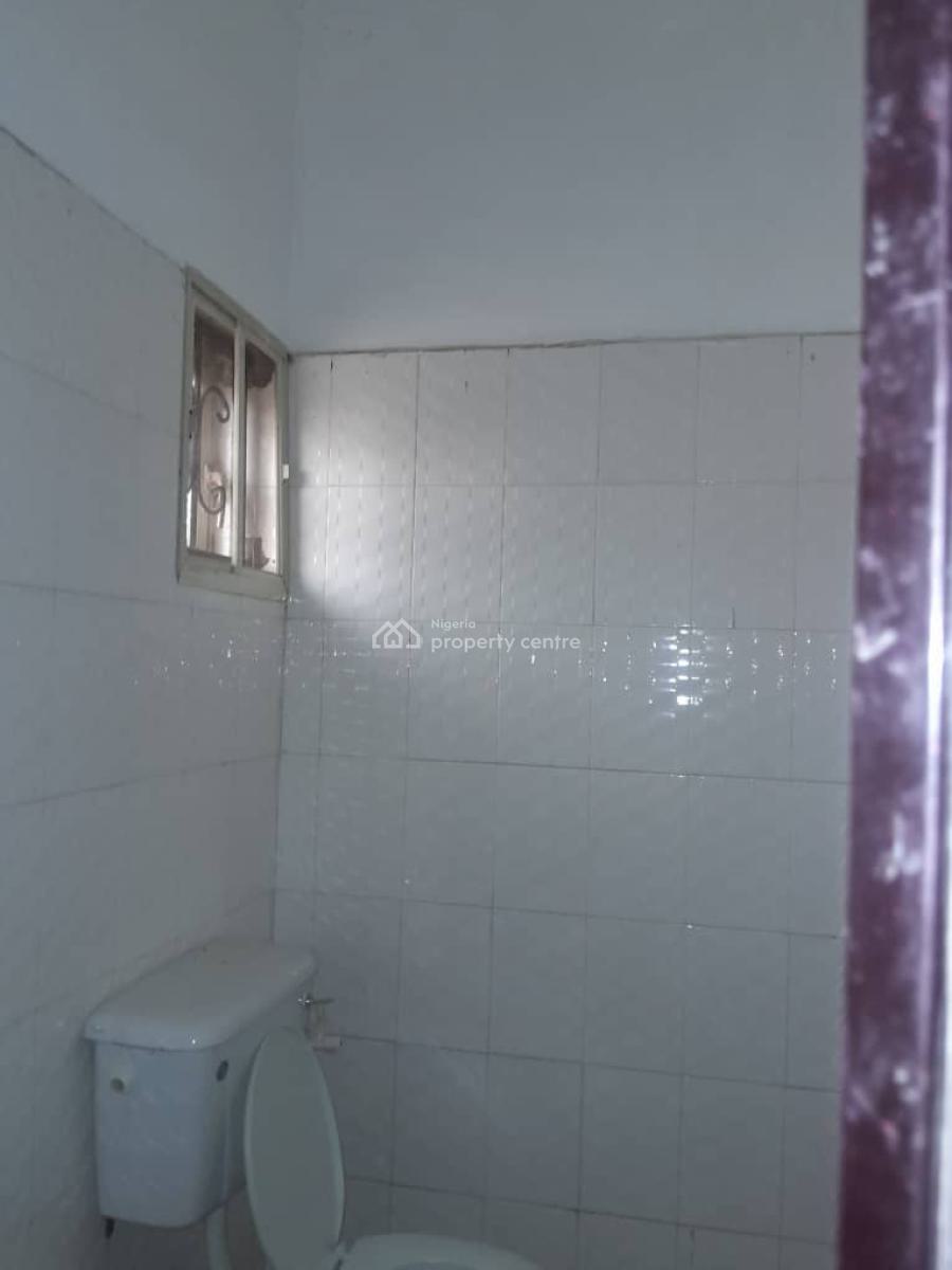 a Well Maintained 3 Bedroom Bungalow, Mowe Town, Ogun, Detached Bungalow for Rent