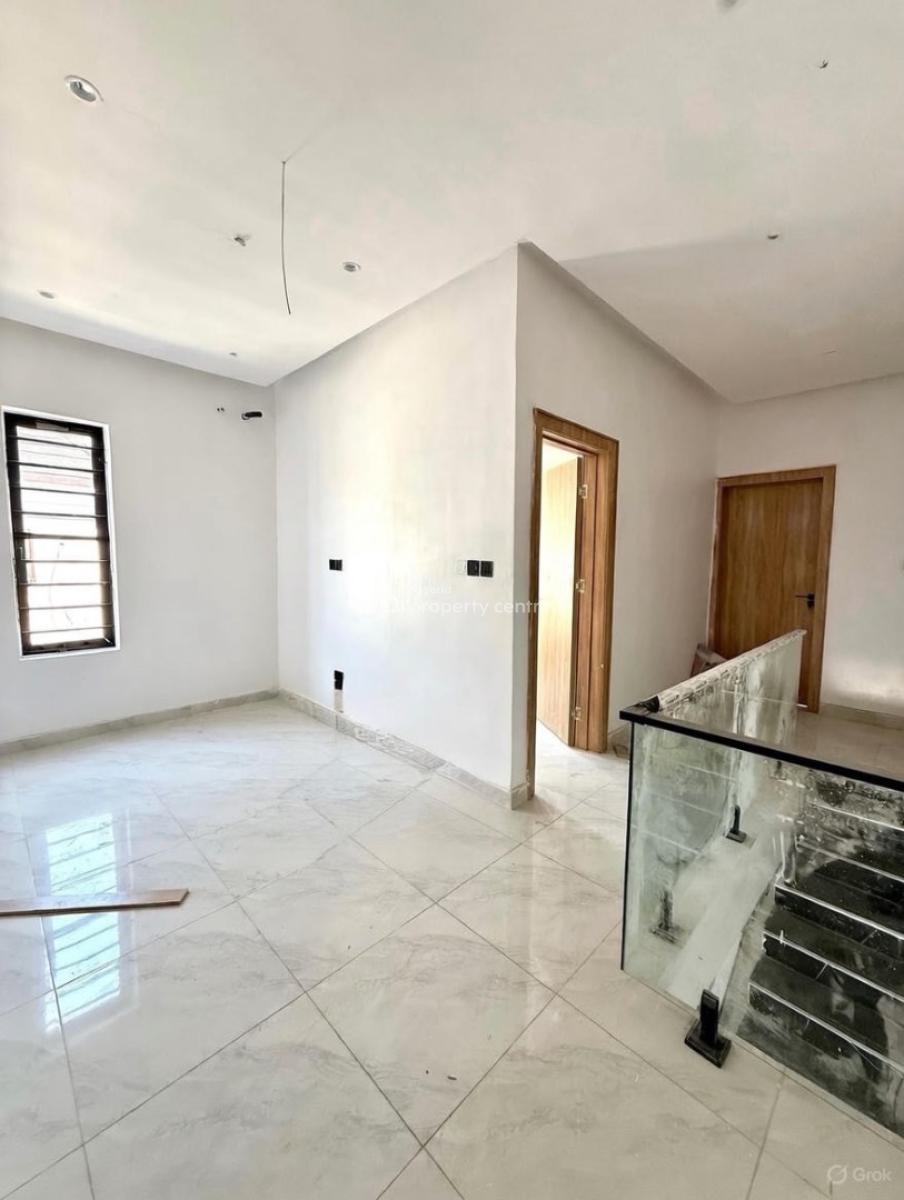 Lovely 4 Bedroom Semi Detached Duplex with Bq, Chevron, Lekki, Lagos, Semi-detached Duplex for Sale