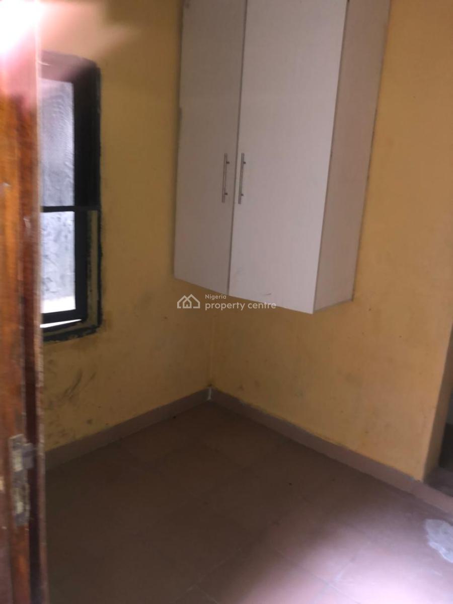 1bedroom Bq, Ologolo, Lekki, Lagos, Flat / Apartment for Rent