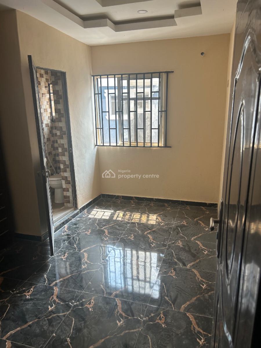 Portable 2 Bedroom Flat Upstairs  with Excellent Finishing, Federal Peace Estate, Isheri Olofin, Alimosho, Lagos, Flat / Apartment for Rent
